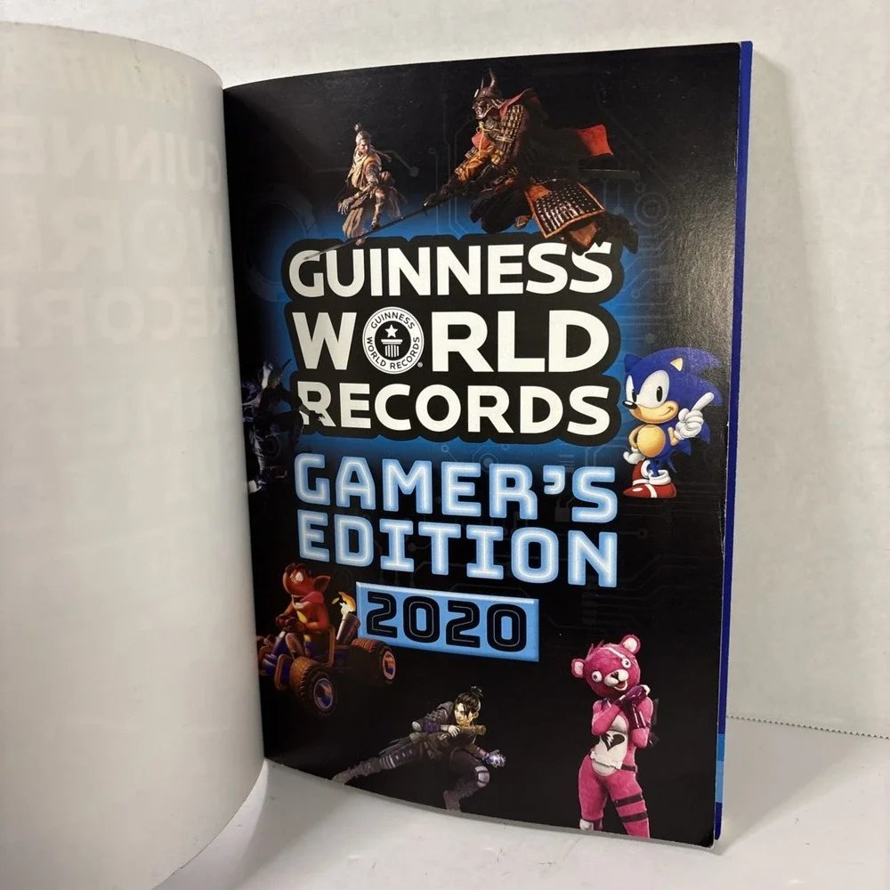 Guinness World Records Gamer's Edition 2020 Fortnite Special Paperback Book